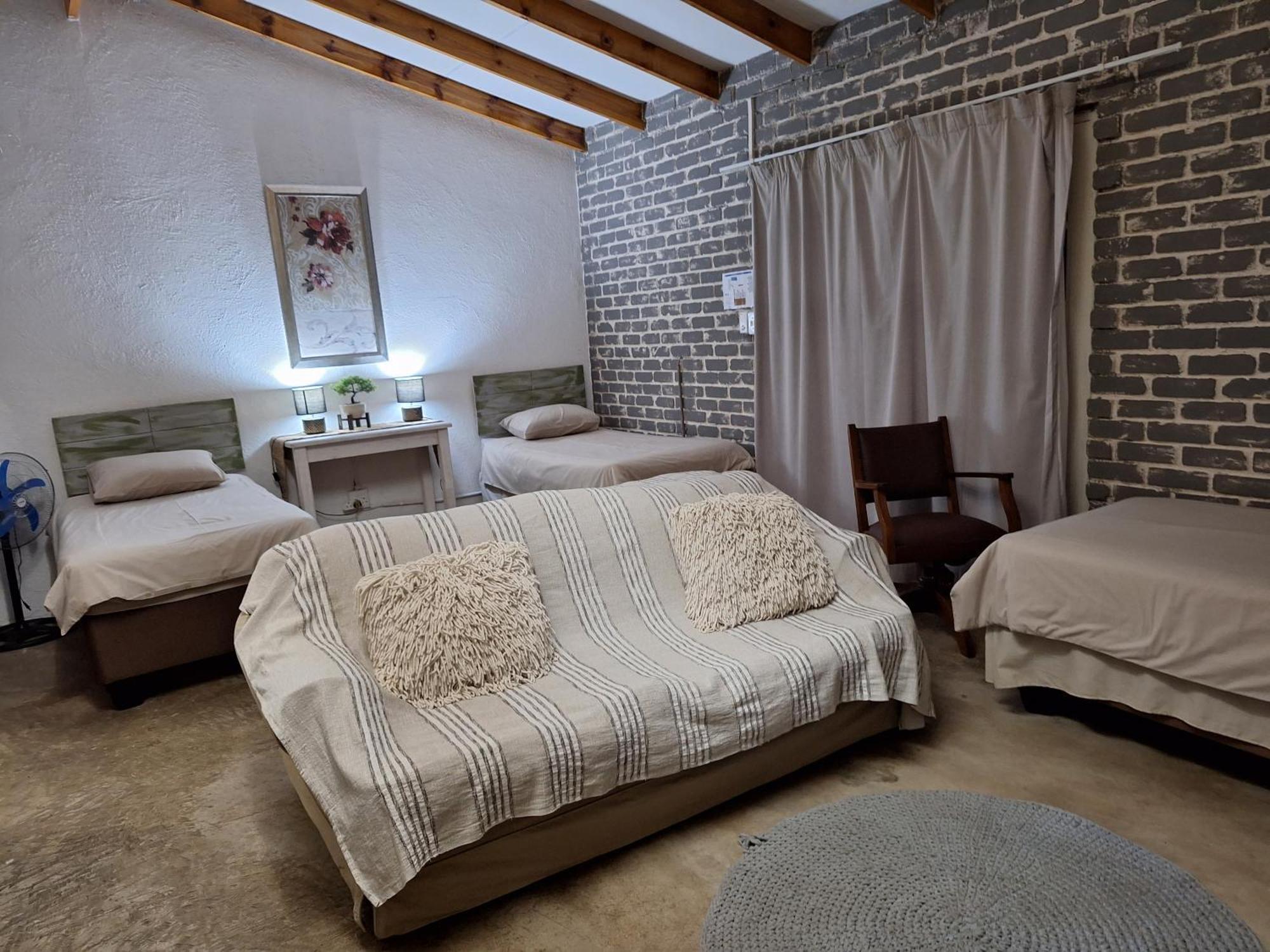 Numbi Hills Self-Catering Villa Хейзивю Екстериор снимка