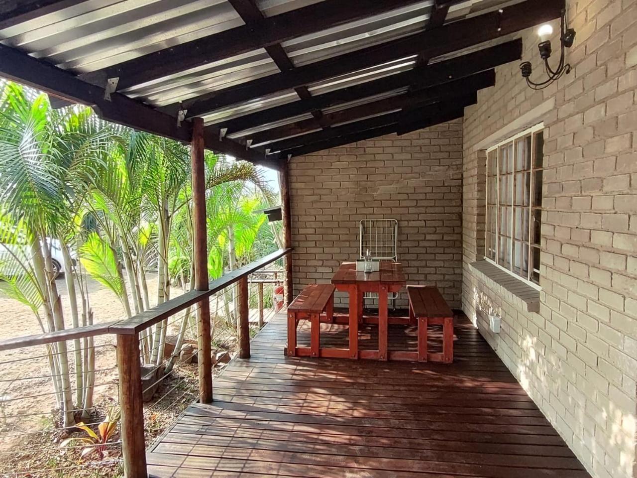 Numbi Hills Self-Catering Villa Хейзивю Екстериор снимка