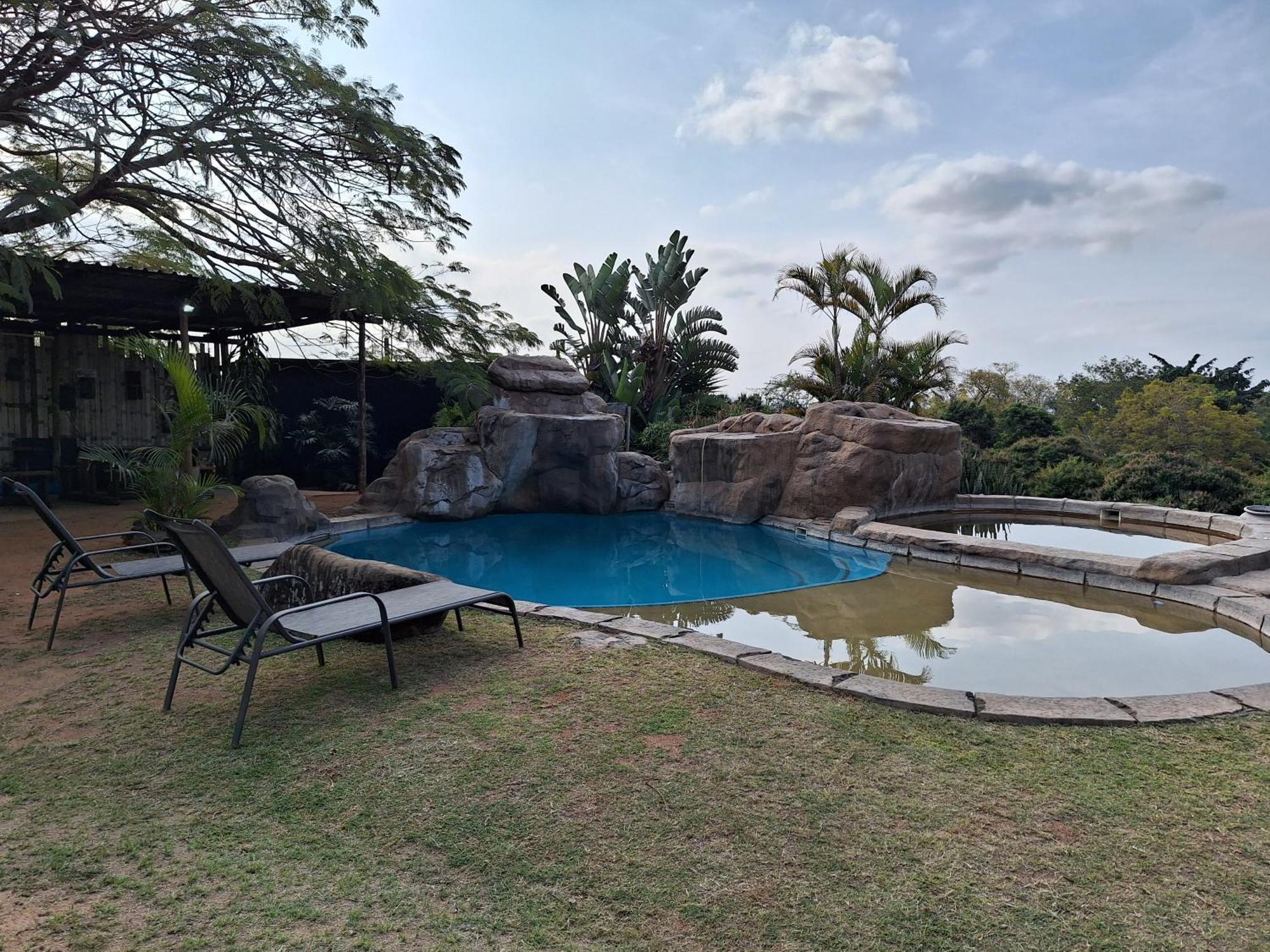 Numbi Hills Self-Catering Villa Хейзивю Екстериор снимка