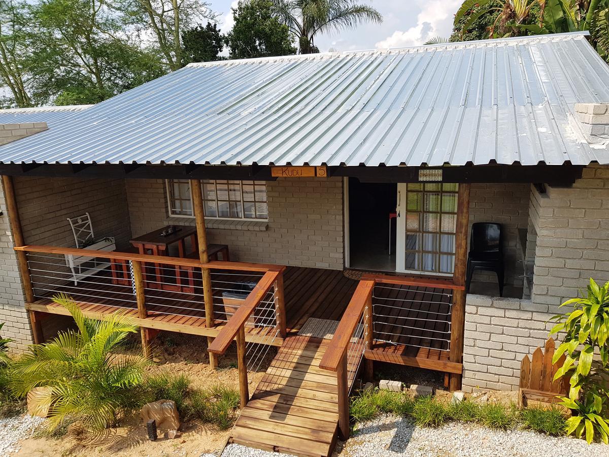 Numbi Hills Self-Catering Villa Хейзивю Екстериор снимка