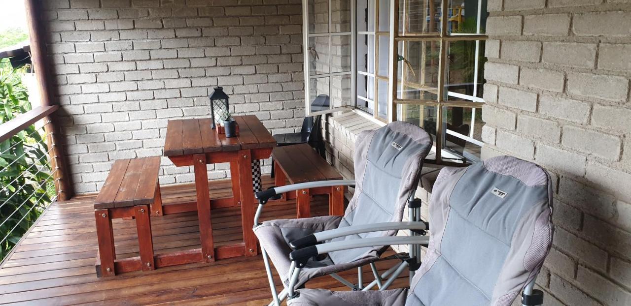 Numbi Hills Self-Catering Villa Хейзивю Екстериор снимка