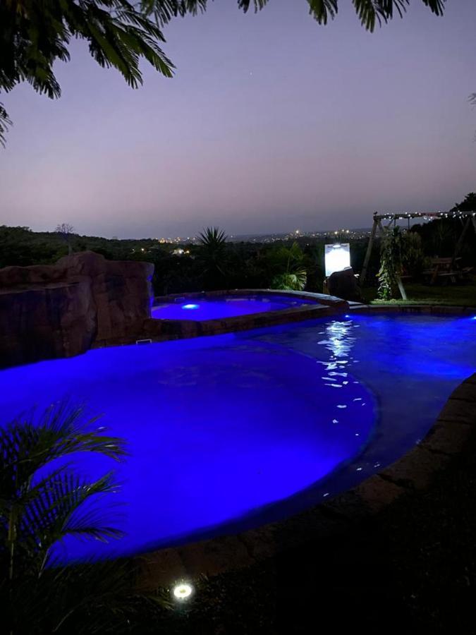 Numbi Hills Self-Catering Villa Хейзивю Екстериор снимка